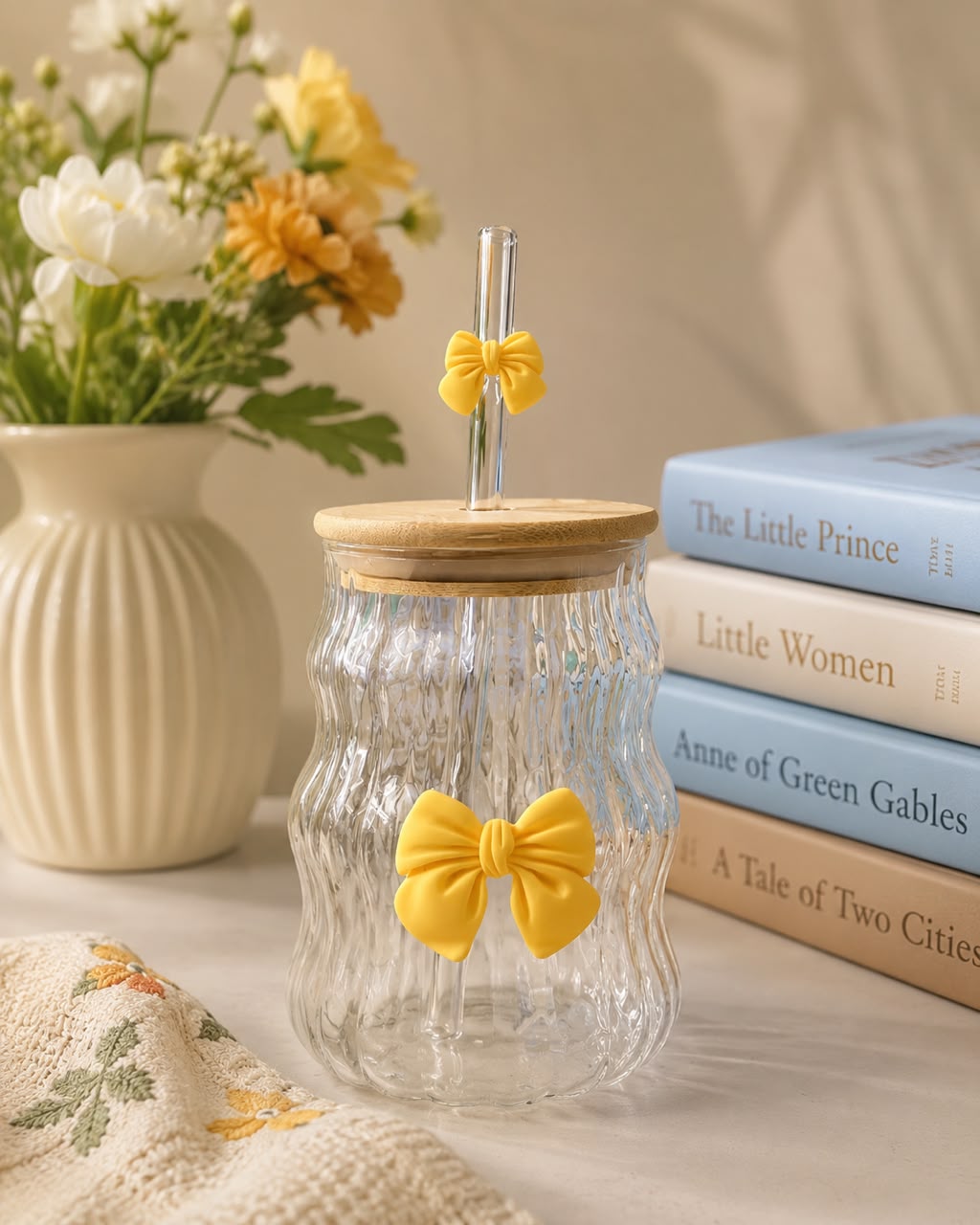 Elegant Bowknot Glass Cup with lid and straw