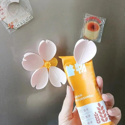 Aesthetic Flower Magnetic Sealing Clip